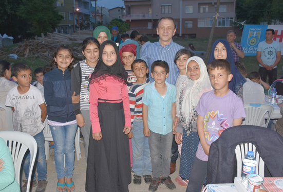 Işıklar: Birbirimizin ötekisi değil tamamlayanıyız