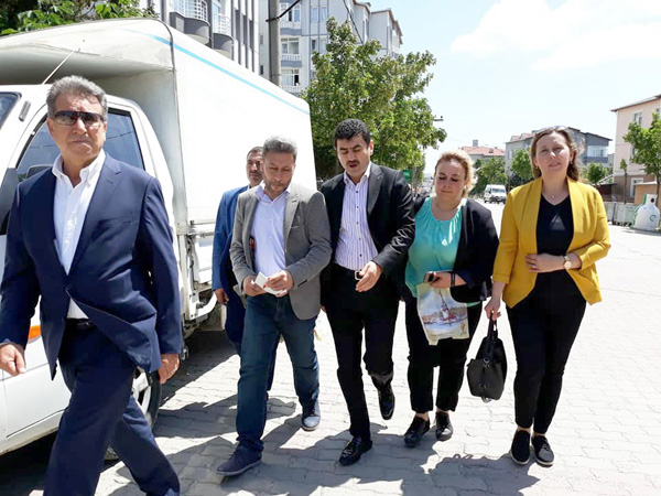 Mimar Sinan’da esnaf ziyaretleri