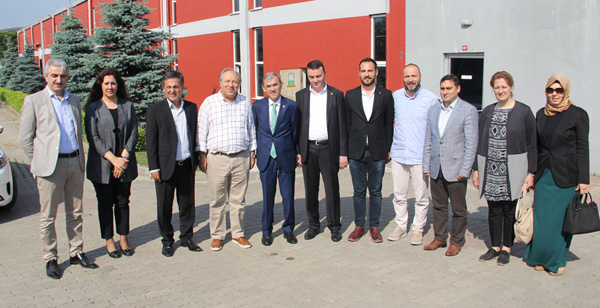 AK kadrolardan sanayi kuruluşlarına ziyaret