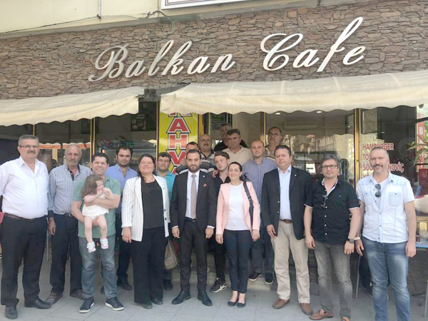 İYİ Partili vekilden, Göçmenlere ziyaret