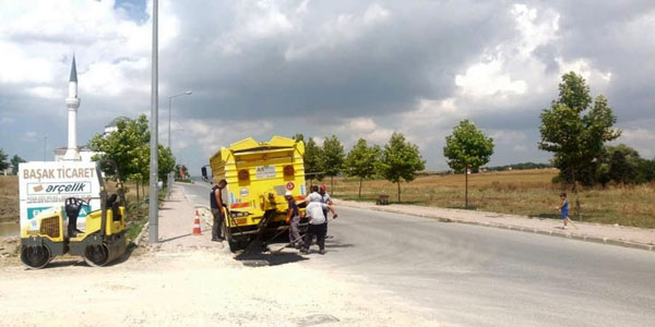 Yol çalışmalarına devam