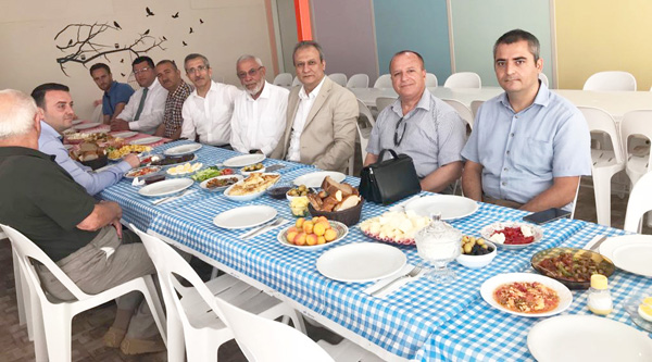 Hayırsever Ahmet Ziylan’dan okuluna yeni yemekhane