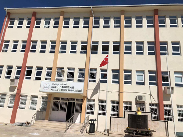 Sarıbekir Lisesi’nde  boya işlemleri tamam