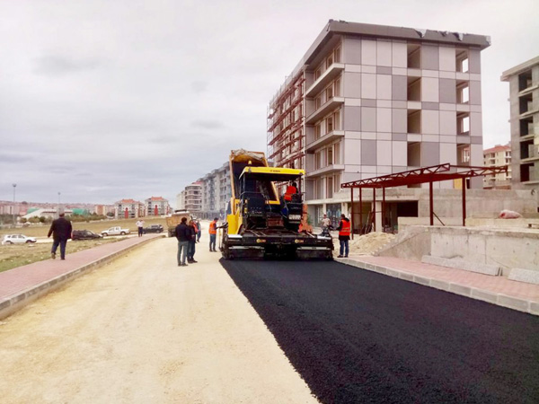 Silivri Belediyesinden, Yeni Mahalle’ye 13 Bin Ton asfalt