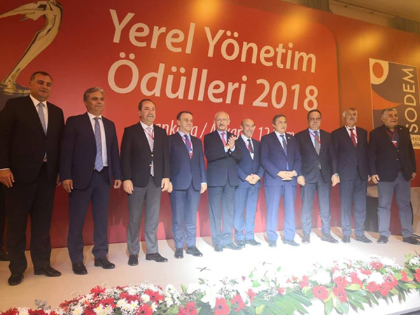 Yerel yönetim ödülleri sahiplerini buldu