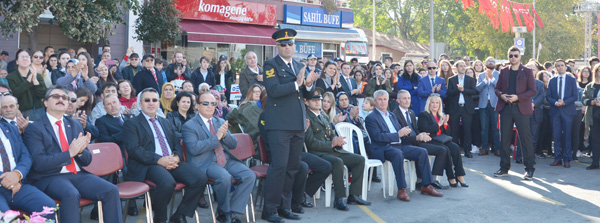 Endüstri Meslek ekibi büyük alkış aldı