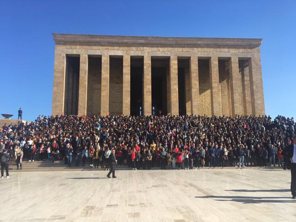 Çağdaş Gençlik, Anıtkabir’de buluştu