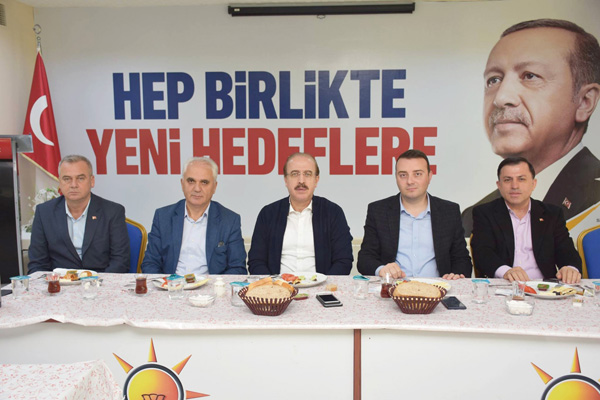 AK Parti’de istişare toplantısı