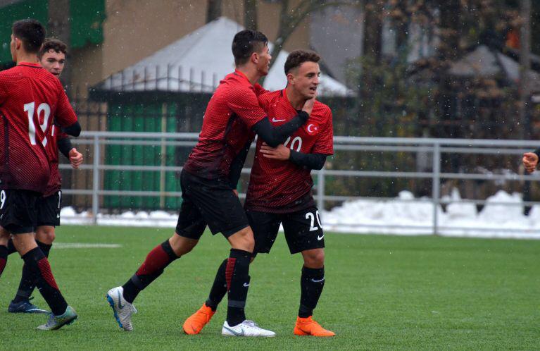 İKİTELLİSPOR'UN MİLLİ GURURU