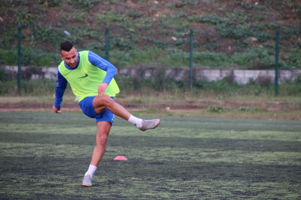 Silivrispor’da sağ bek tamam