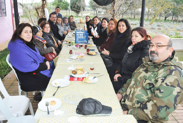 Cumhur İttifakı, çiftçi kadınlarla buluştu