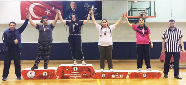 Atatürk Lisesi öğrencilerinden sportif başarı