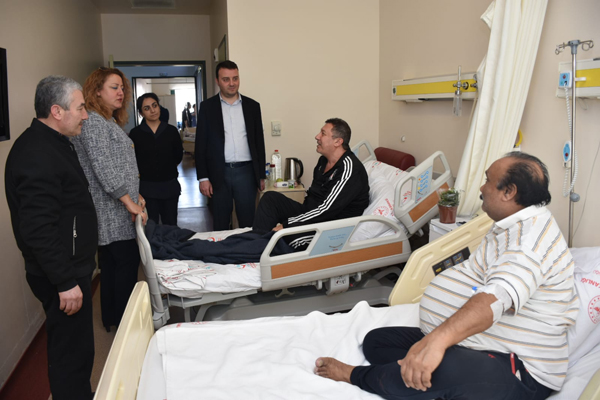 Kandil gecesi hastalara şifa dilediler