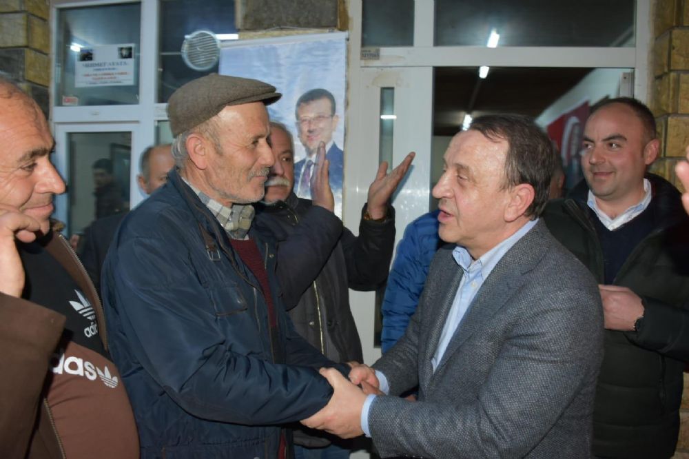 Işıklar: Köylüyü düşünen başka aday yok
