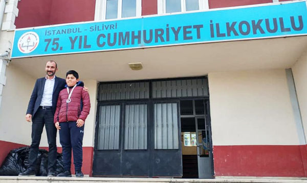 75. Yıl Cumhuriyet Ortaokulunun gururu