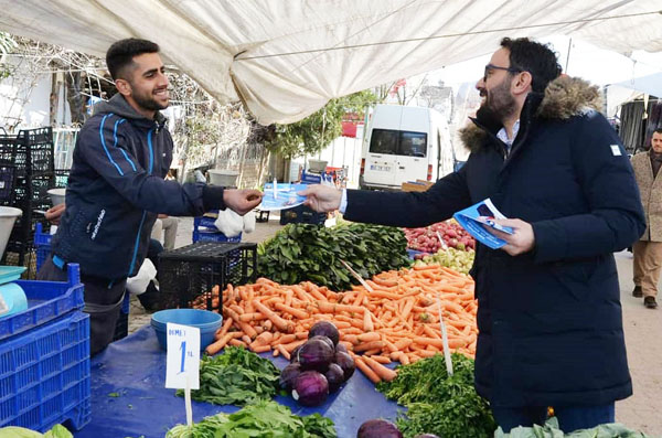 DSP’li meclis üyesi adayları esnafı gezdi