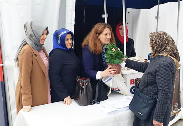 Ak Kadınlar’dan  Nevruz kutlaması