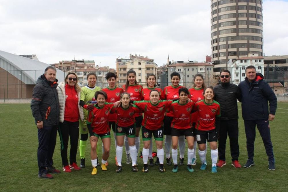 Alibeysporlu kızlar 2. Lig için Ankara’da