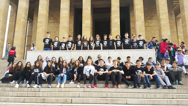 Ertuğrul Gazi öğrencileri Ata’mızın huzuruna çıktı