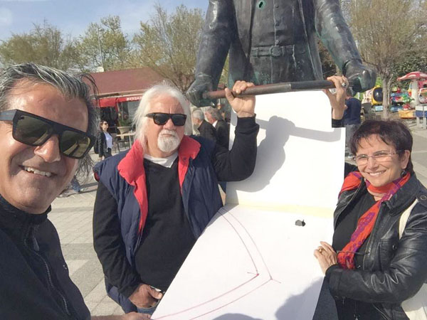 Nazım heykeli onarılıyor