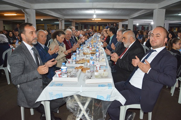 Sanayi iftarına yoğun katılım