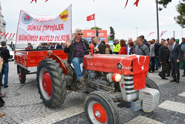 Çiftçiler Günü’ne renkli kutlama