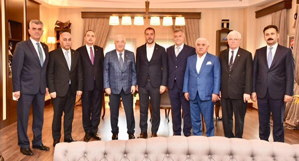 Faik Yılmaz’dan tebrik