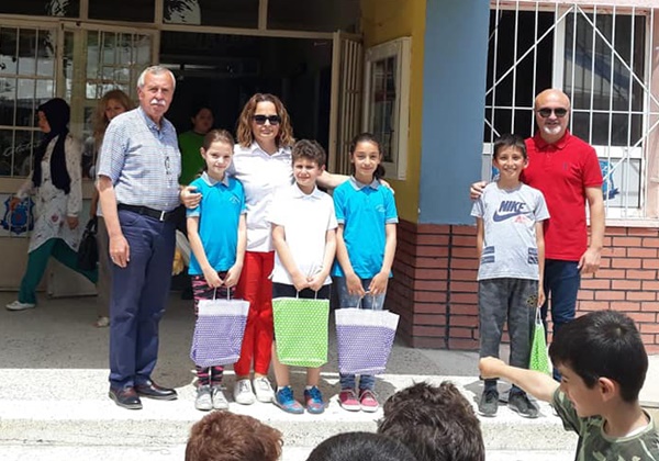 Gazi’de sınav başarısına ödül