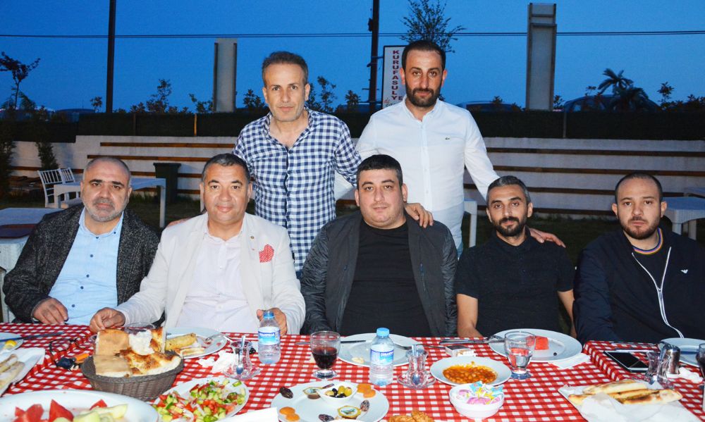 Sanat, spor ve sanayicilerin buluştuğu iftar