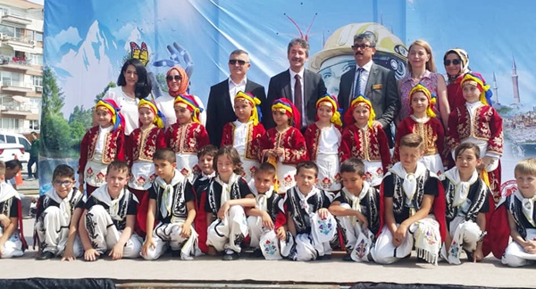 İl Müdürü Yazıcı’yı gösterileriyle karşıladılar
