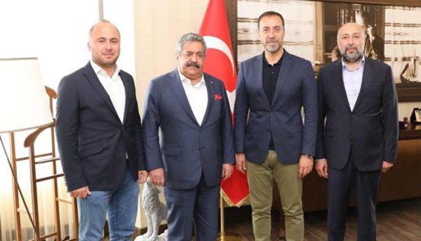 Yılmaz, Yıldız’ı ağırladı