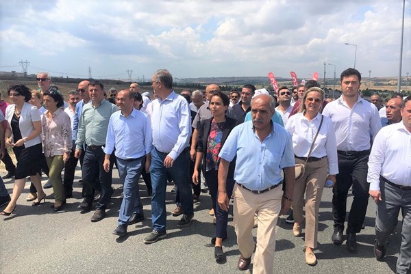 CHP’den Eren Erdem’e destek