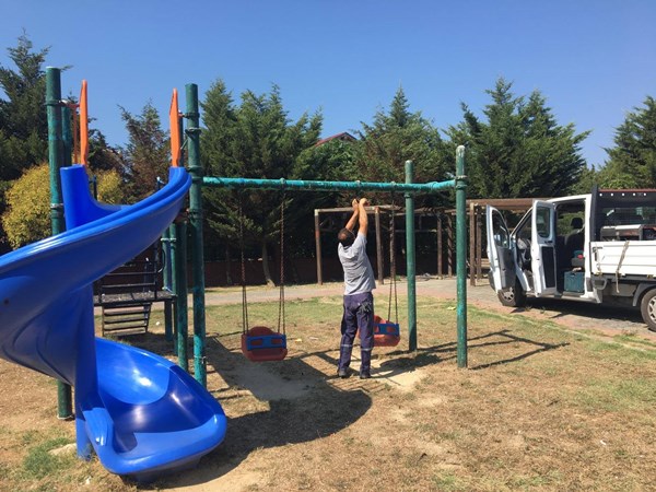 Park ve bahçelere bakım ile onarım