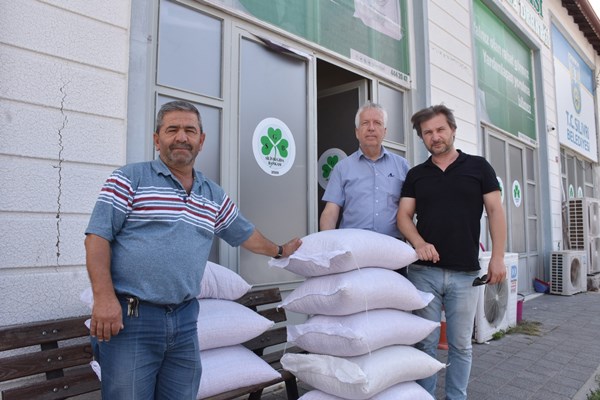 Çiftçilerden Silivri Gıda Bankası’na destek