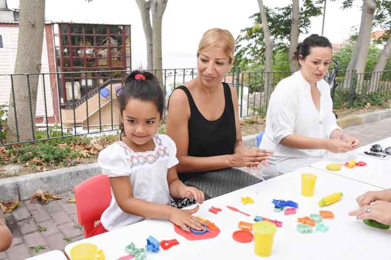 Ezgi Yılmaz, Anne ve Çocuk Atölye Çalışmasına katıldı