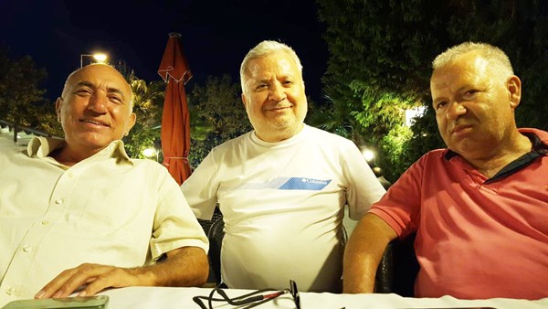 Yürüyüş üçlüsü!