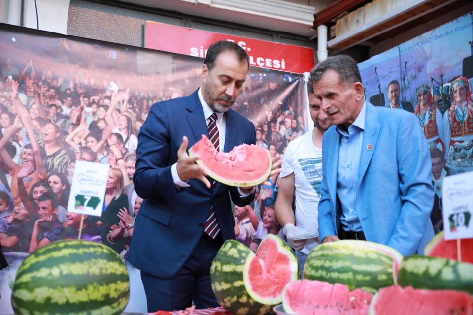 Kadıköy’ün karpuzu lezzette birinci