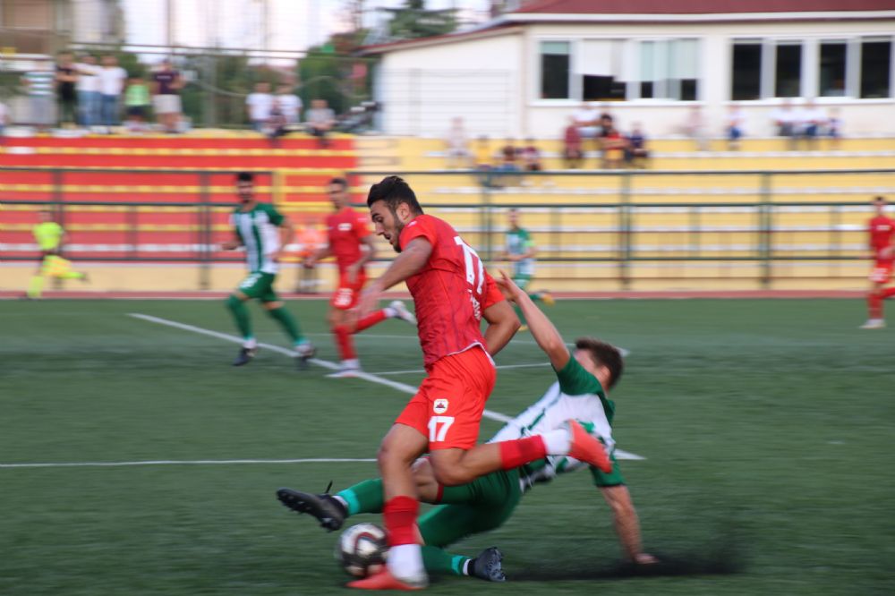 Çatalcaspor kendinden emin 1-1