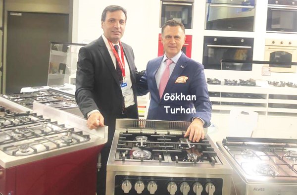 Turhan, IFA fuarında yenilikleri inceledi