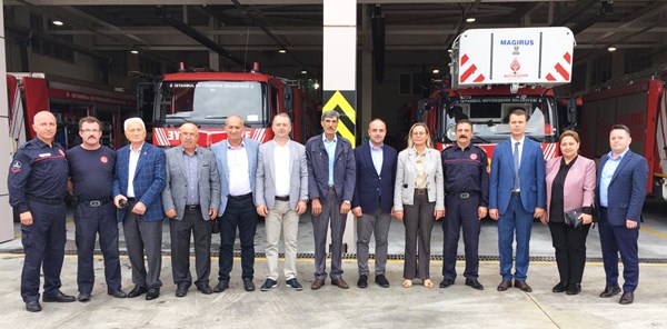CHP’den itfaiyecilere kutlama ziyareti