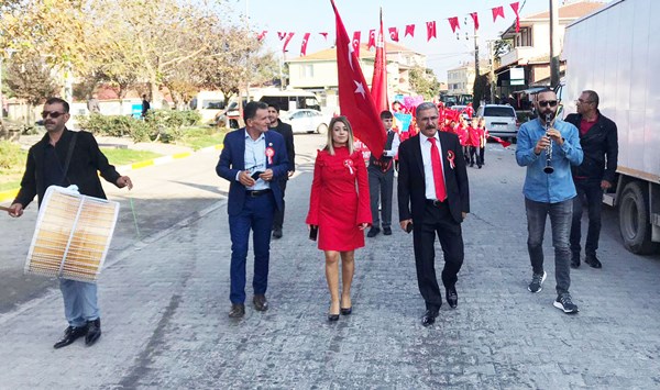 Kadıköy’de Cumhuriyet Bayramı sevinci