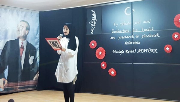 “Mısralarımda Atatürk” konulu en iyi şiirler seçildi