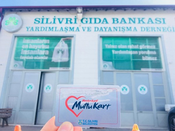 Gıda Bankası “Yardımlaşma Kapısı” olmaya devam ediyor