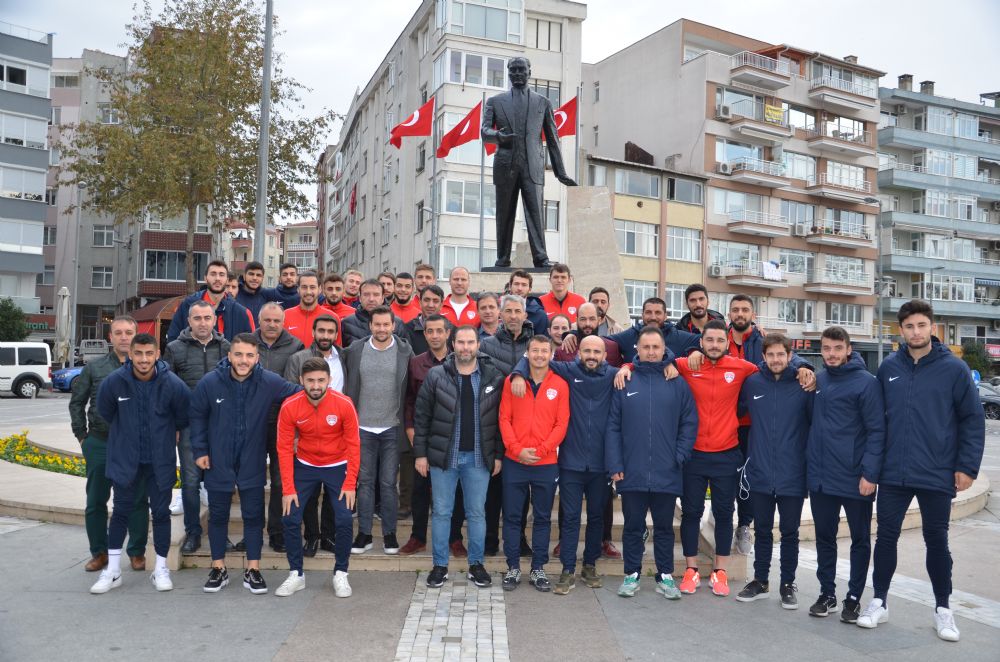 İlikes ve Uçar’dan Silivrispor’a kahvaltı