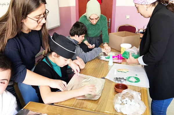 Mutfak Atölyesi’nden yılbaşı kurabiyeleri