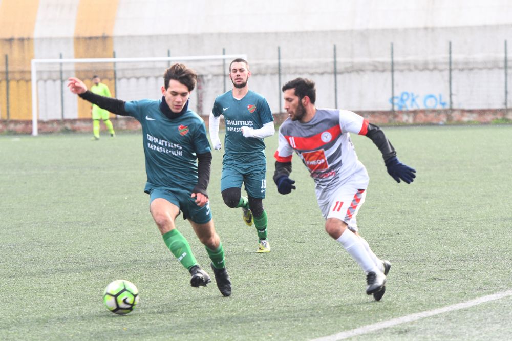 Sefaköy Kartal kazanarak ligde kaldı