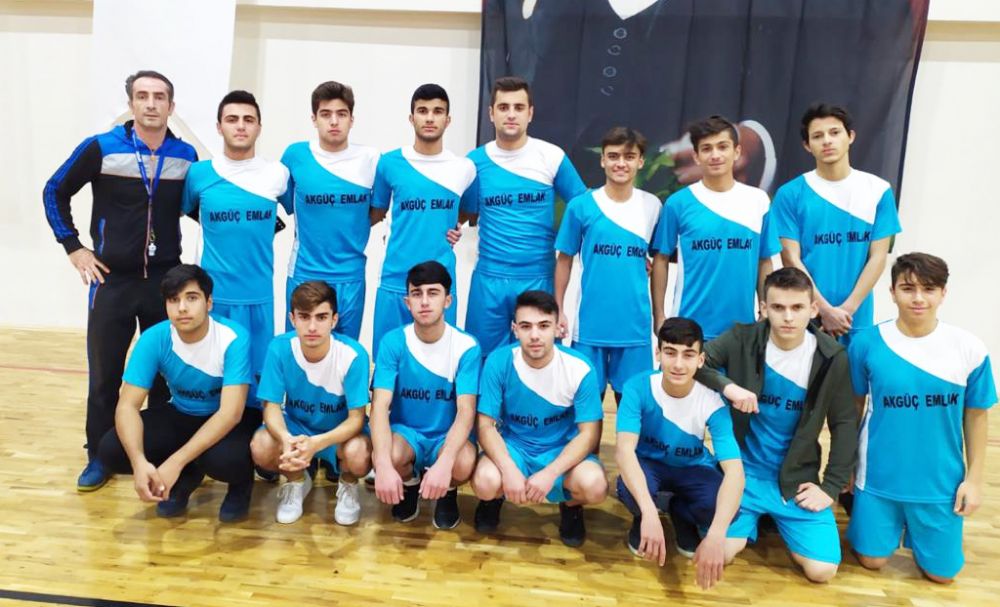 Voleybolda da finale yükseldiler