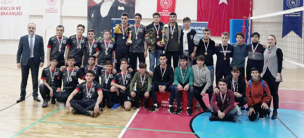 Genç Kızlar ve Genç Erkekler Voleybol şampiyonları