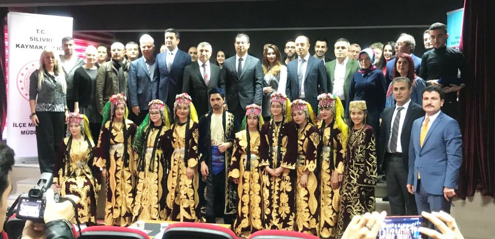 Özbekistan Başkonsolosu okulumuz programını onurlandırdı