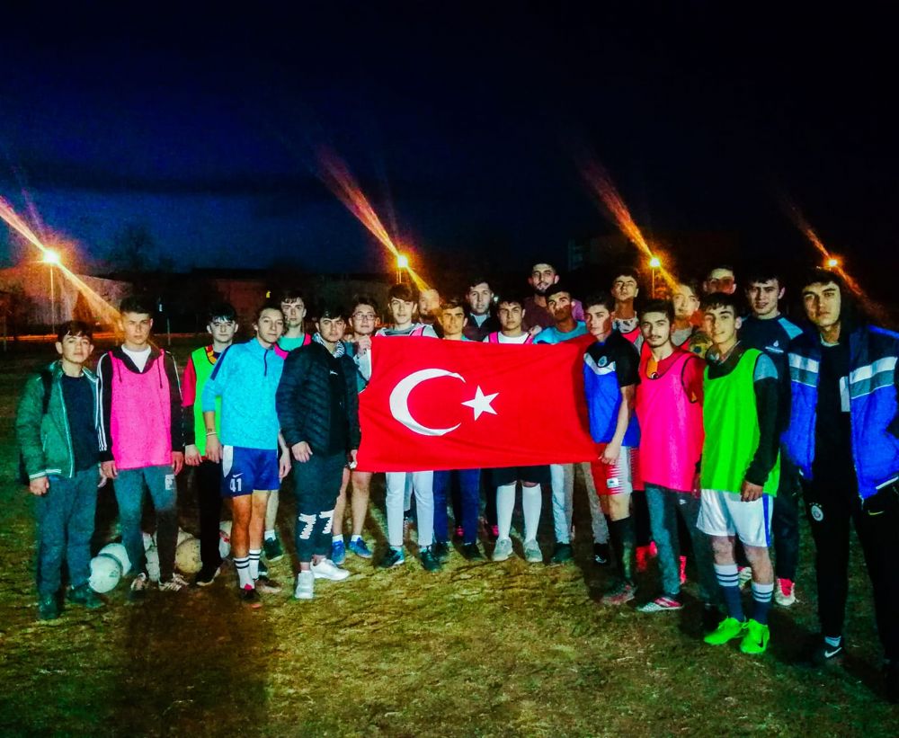 Değirmenköy U-19 takımı hazır asker